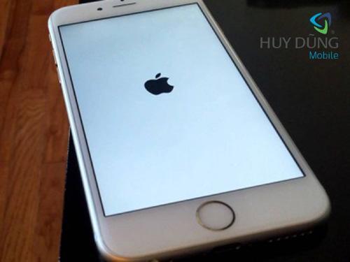 Sửa iPhone bị treo táo, treo màn hình, treo cáp đĩa uy tín lấy liền tại HCM Sửa iPhone bị treo táo, treo màn hình, treo cáp đĩa uy tín lấy liền tại HCM