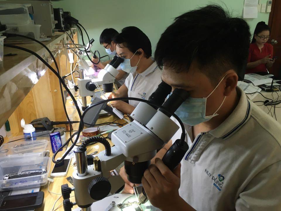 Nhận Đào tạo Học viên Sửa chữa Điện thoại - Máy tính bảng tại HCM Đào tạo Học viên Sửa chữa Điện thoại - Máy tính bảng tại HCM