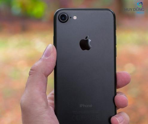 thay mat kinh camera iPhone 7